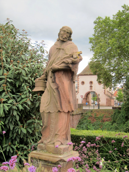 Statue de npomuc  Haguenau