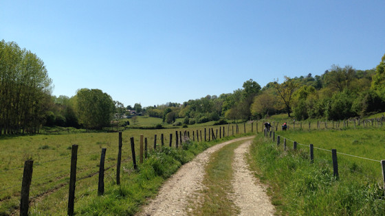 Weg zwischen La Frette und Saint-Hilaire-de-la-Côte