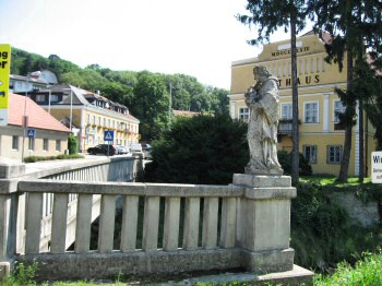 Statue de Nepomuk  Sieghartskirchen