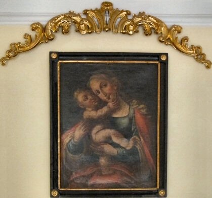 Image de la Vierge Marie au premier tage de l'auberge de Maria Plain