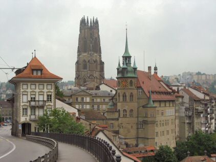 Dom Sankt Nikolaus und das Rathaus von Freiburg