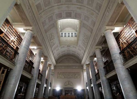 Bibliothek im Schottenstift von Joseph Kornhäusel