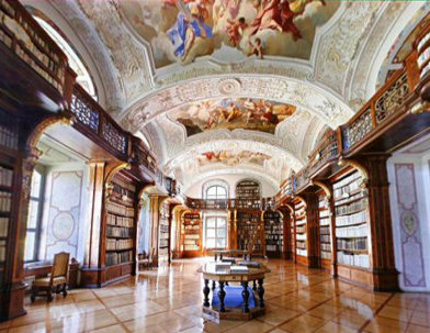 Salle de bibliothque de l'abbaye de Zwettl