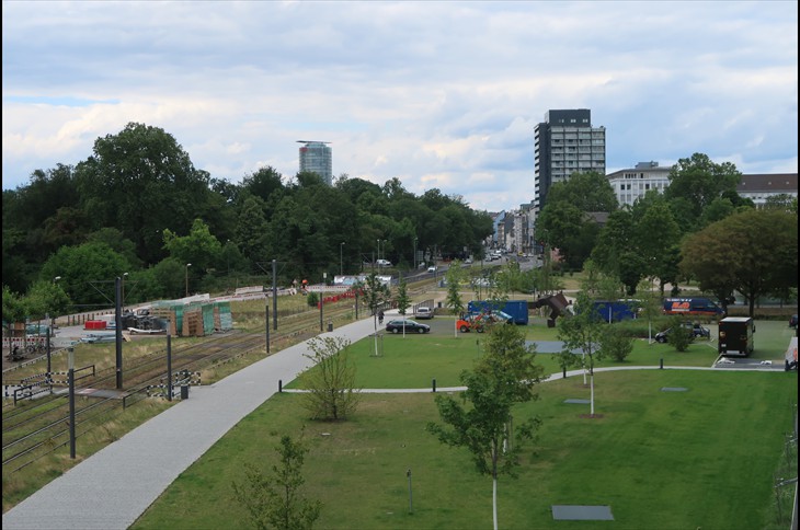 Aussicht vom Kö-Bogen-3 zur Hofgartenstrasse Aussicht