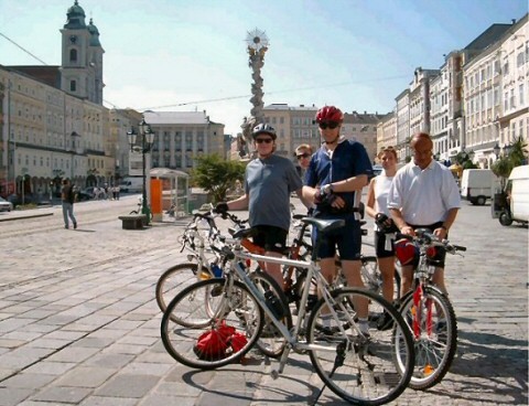 Fahrräder am Linzer Hauptplatz