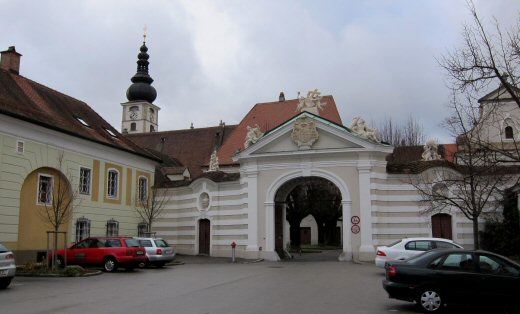 Eingang Chorherrenstift