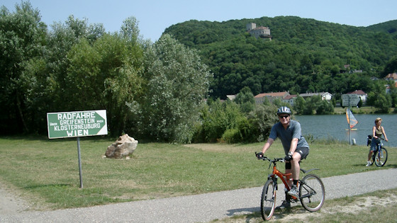 Sur la piste cyclable du Danube