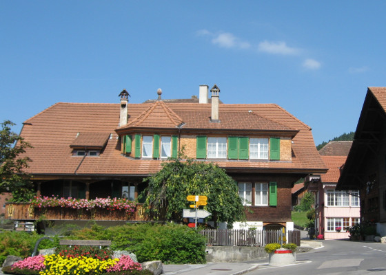 Wegweiser in Hilterfingen