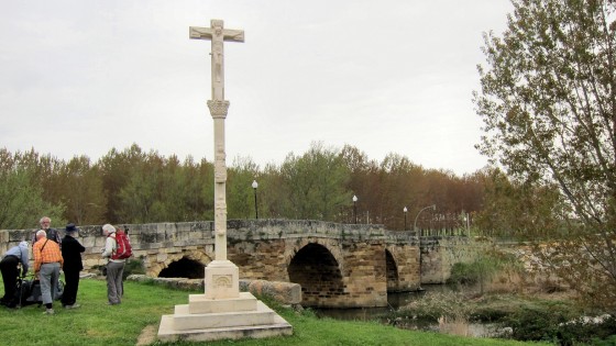 romanische Br&uuml;cke &uuml;ber den Rio Cea