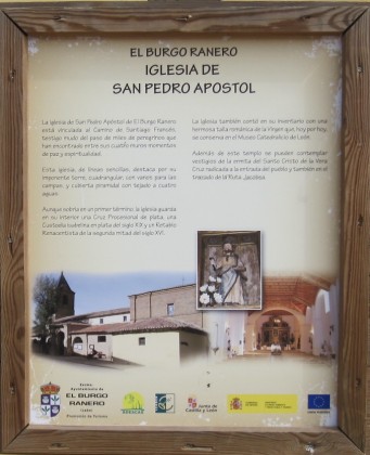 El Burgo Ranero, Tafel bei der Kirche