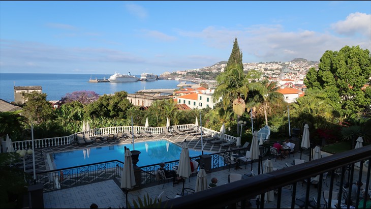 Der Pool von unserem Hotel