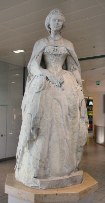 Sisi Statue im Wiener Westbahnhof